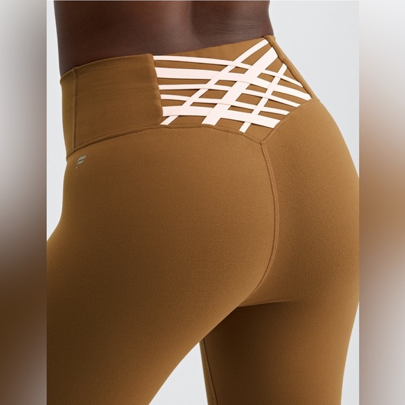 Boost PowerHold High Waisted 7/8 Leggings - Picture 2 of 7